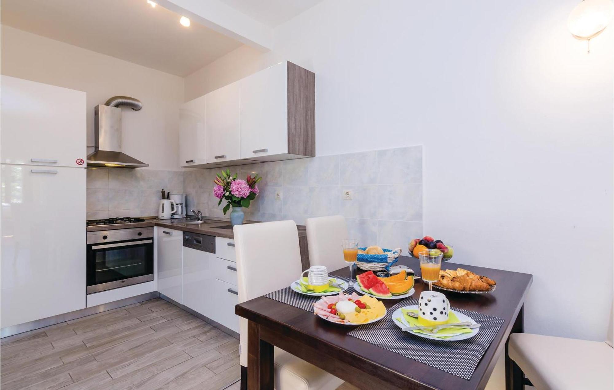 Pet Friendly Apartment In Bosanka With Kitchen Dubrovnik Kültér fotó