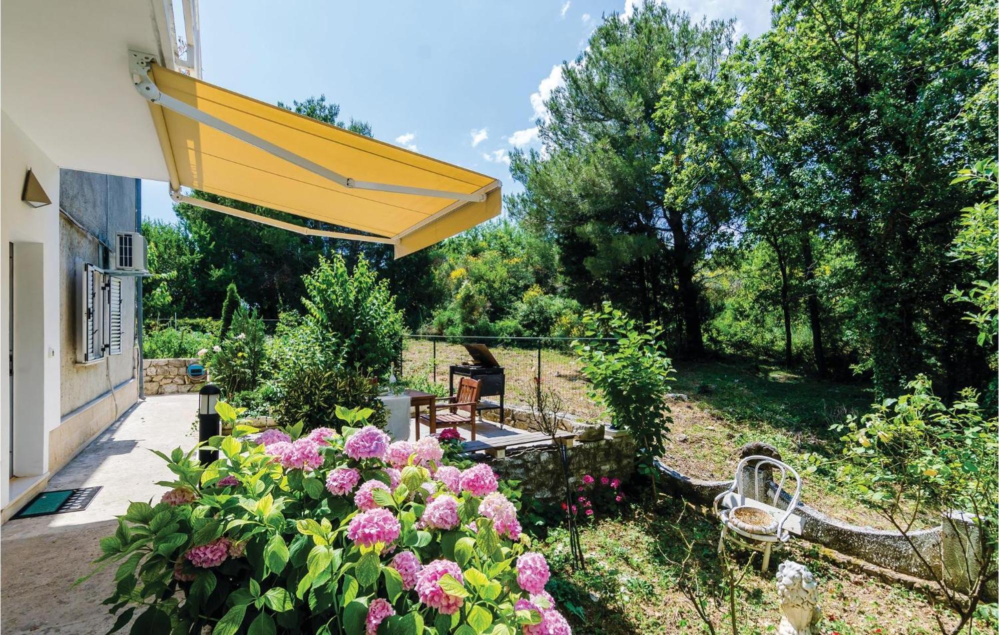 Pet Friendly Apartment In Bosanka With Kitchen Dubrovnik Kültér fotó